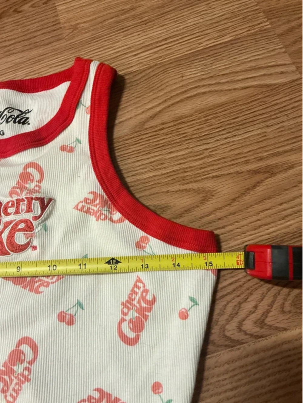 Coca-Cola Cherry Coke Crop Tank Top Size Large - Picture 4 of 5